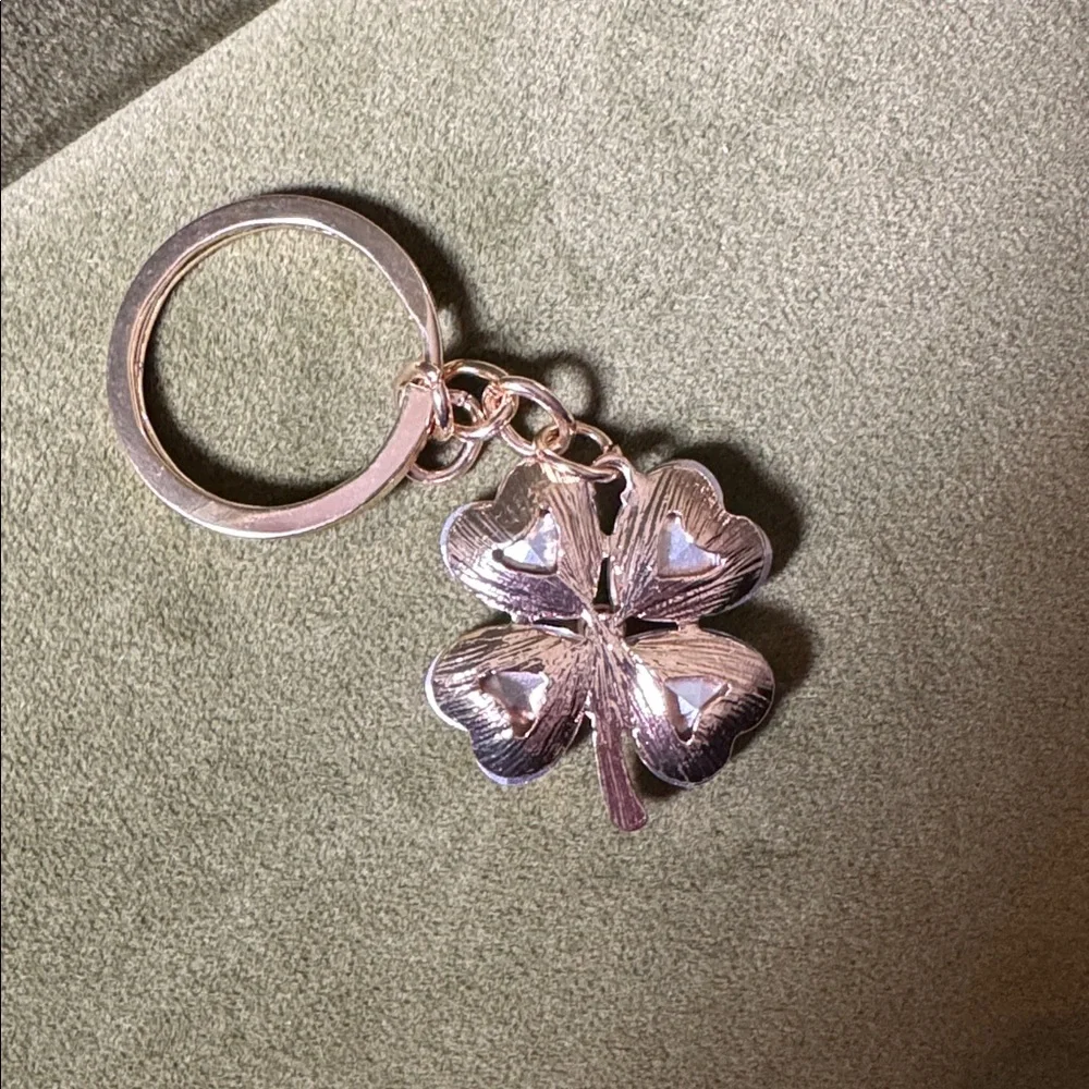 Crystal Four Leaf Clover Shamrock Keychain